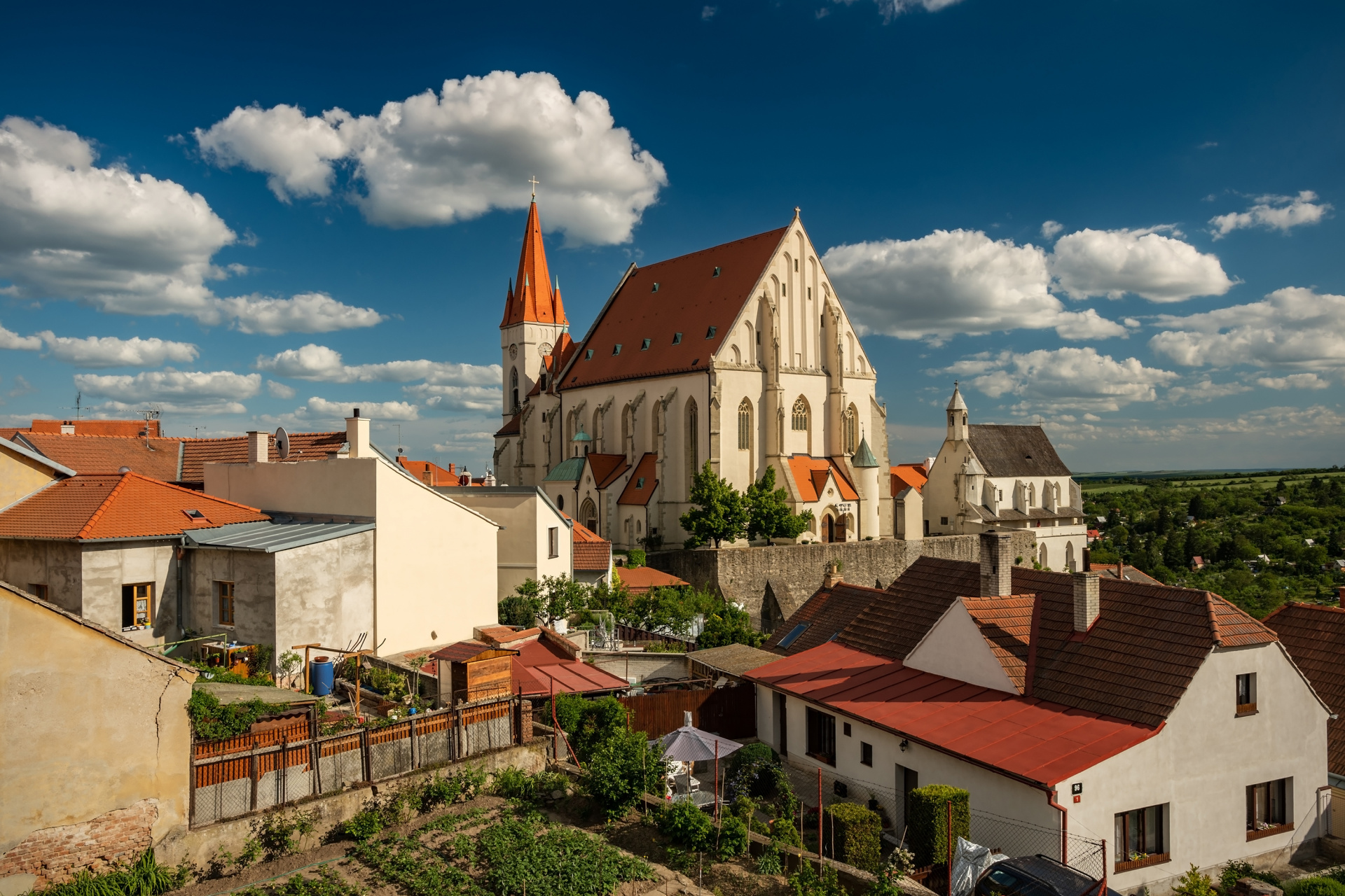 shutterstock_1761032882 (1).jpg