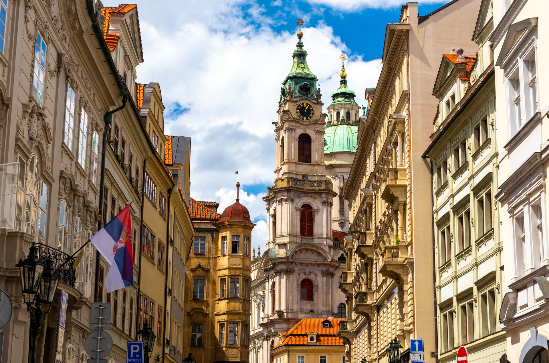 shutterstock_1780807112 (1).jpg